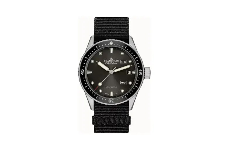 Blancpain Fifty Fathoms Bathyscaphe Quantième Annuel, Caliber 6054.P.4