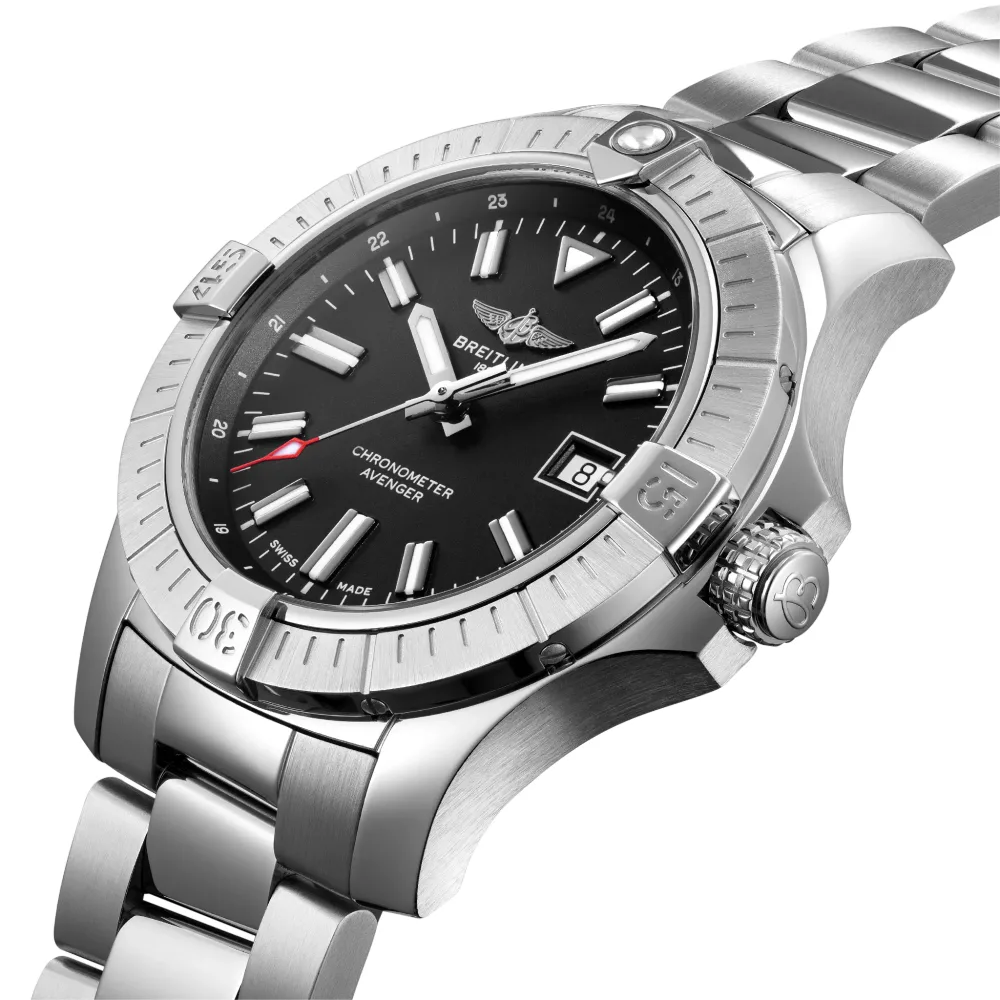 Breitling Avenger Automatic 43, Stainless steel · 43 mm · Black