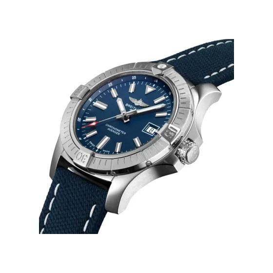 Breitling Avenger Automatic 43, Stainless steel · 43 mm · Blue