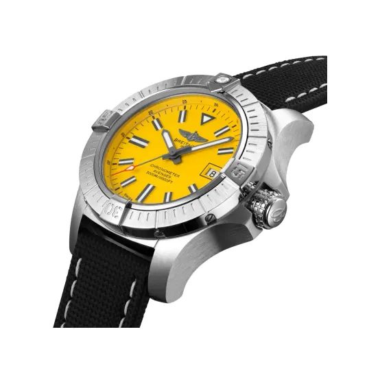 Breitling Avenger Automatic 45 Seawolf, Stainless steel · 45 mm · Yellow