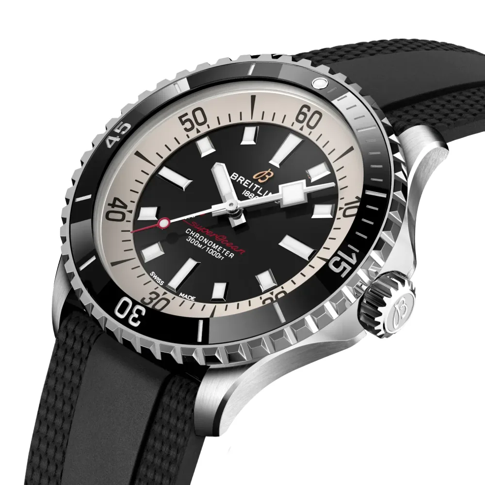 Breitling Superocean Automatic 42, Stainless steel · 42 mm · Black
