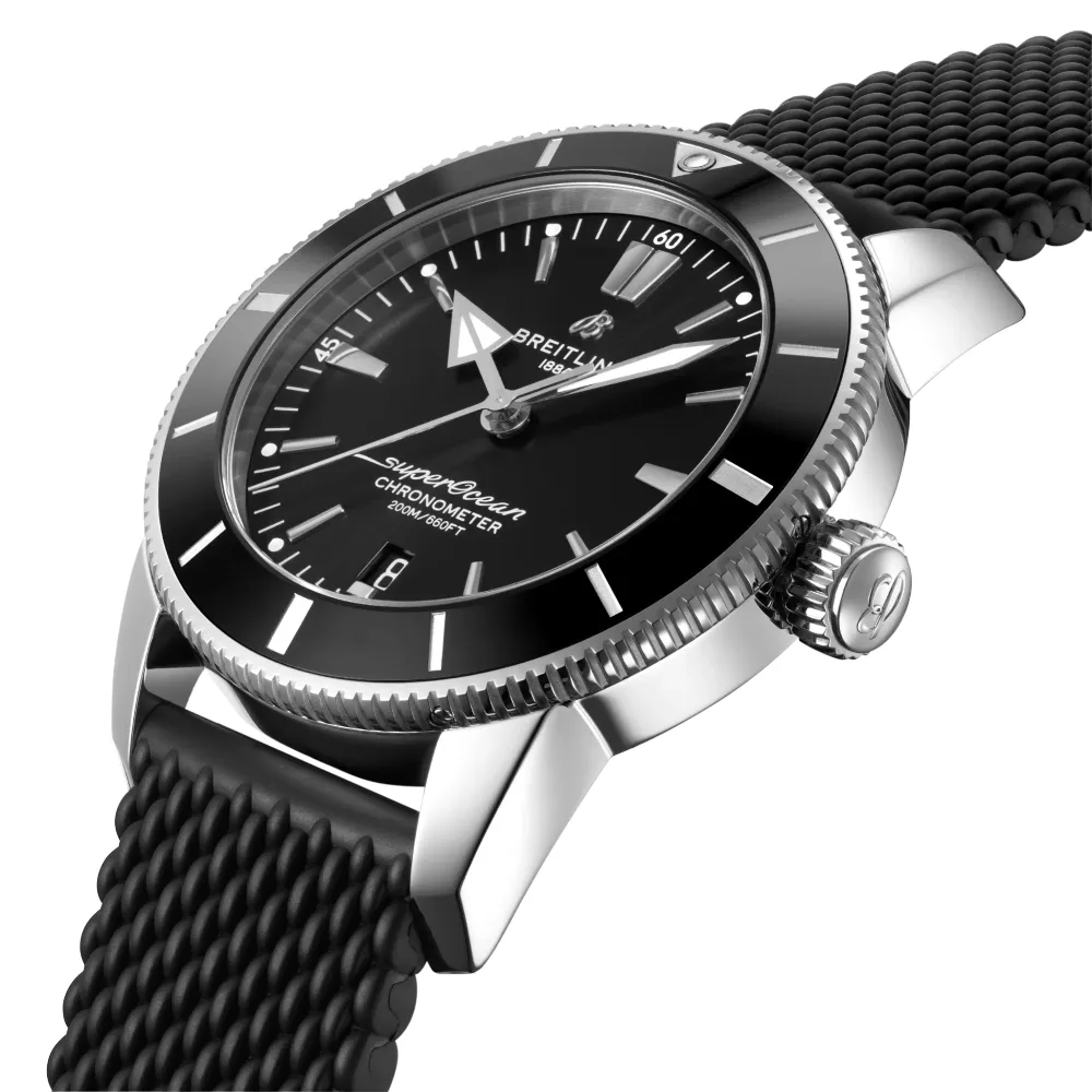 Breitling Superocean Heritage B20 Automatic 44, Stainless steel · 44 mm · Black