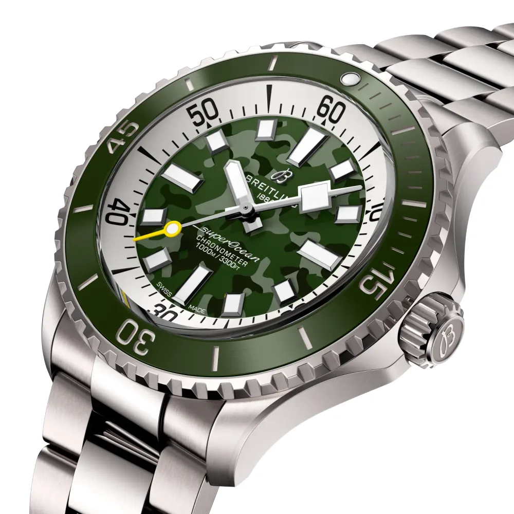 Breitling Superocean Automatic 46 Super Diver, Titanium · 46 mm · Green