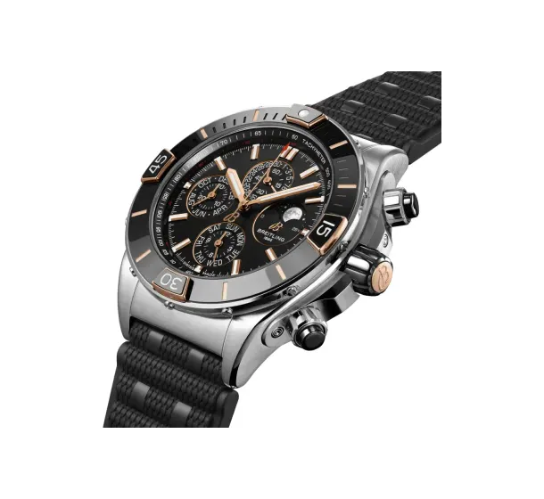 Breitling Super Chronomat 44 Four-Year Calendar, Stainless steel & 18k red gold · 44 mm · Black