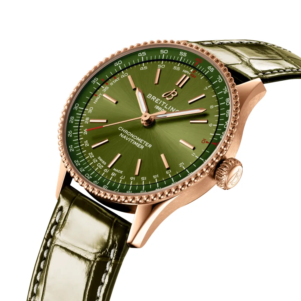 Breitling Navitimer Automatic 36, 18k red gold · 36 mm · Green