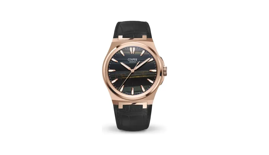 Czapek Antarctique MOUNT EREBUS FALCON EYE