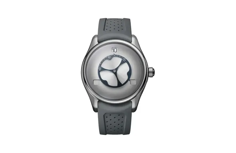 H. Moser & Cie. Pioneer Flying Hours White Fumé