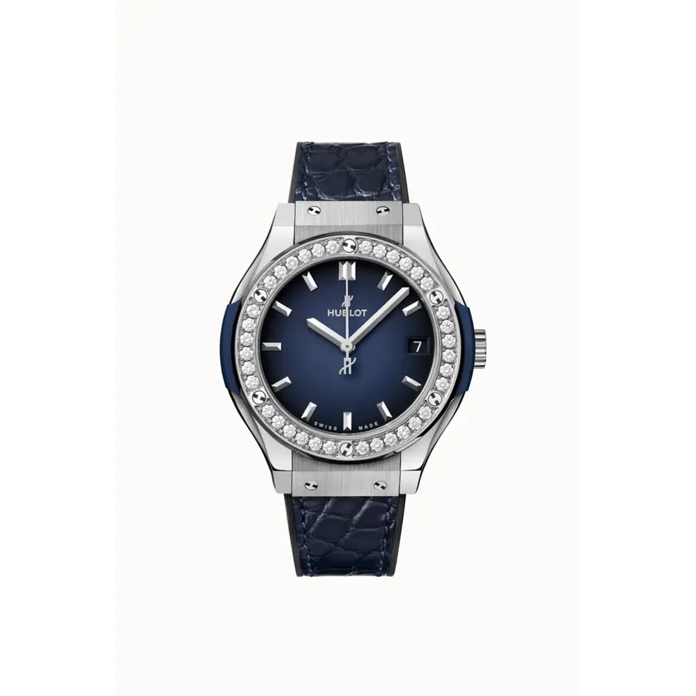 Hublot Classic Fusion Titanium Deep Blue Diamonds 33 mm