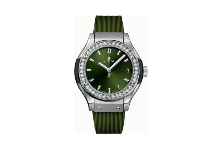Hublot Classic Fusion Titanium Green Diamonds 33 mm