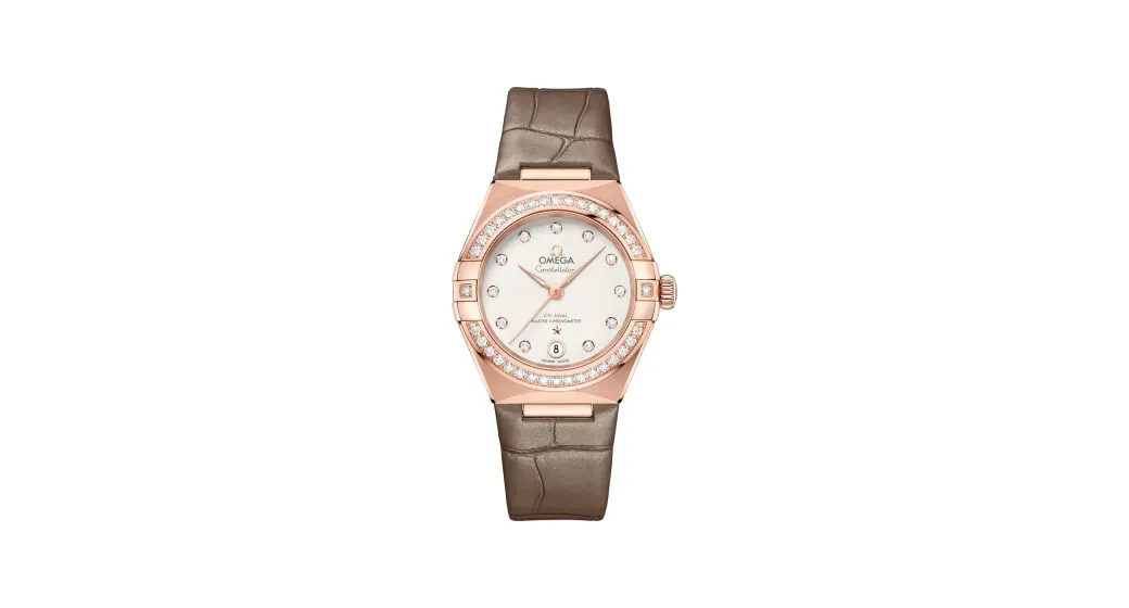 Omega Constellation 29 mm, Sedna™ gold on leather strap, Silver dial