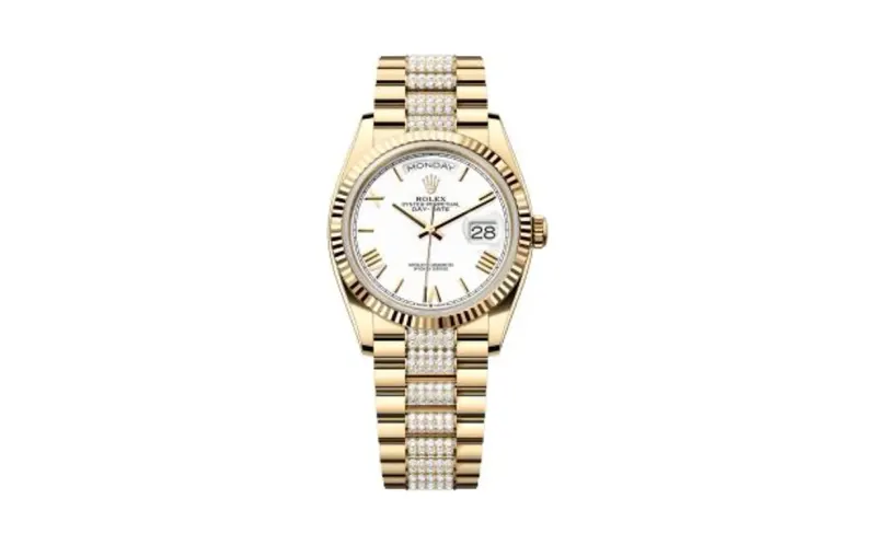 Rolex Day-Date 36 Yellow Gold / Fluted / White - Roman / President - Diamond