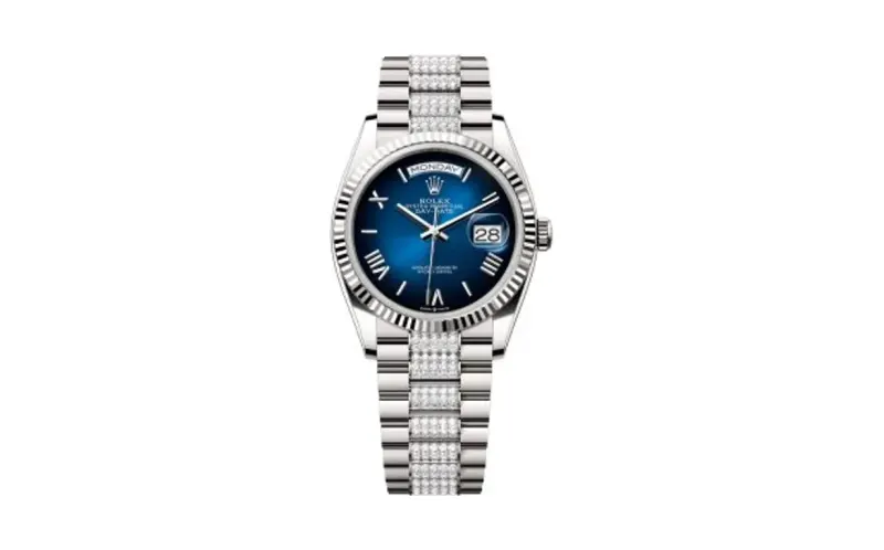Rolex Day-Date 36 White Gold - Fluted / Blue Ombré - Roman / President - Diamond